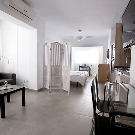 Apartamento Malagueta Beach 10 Малага Экстерьер фото