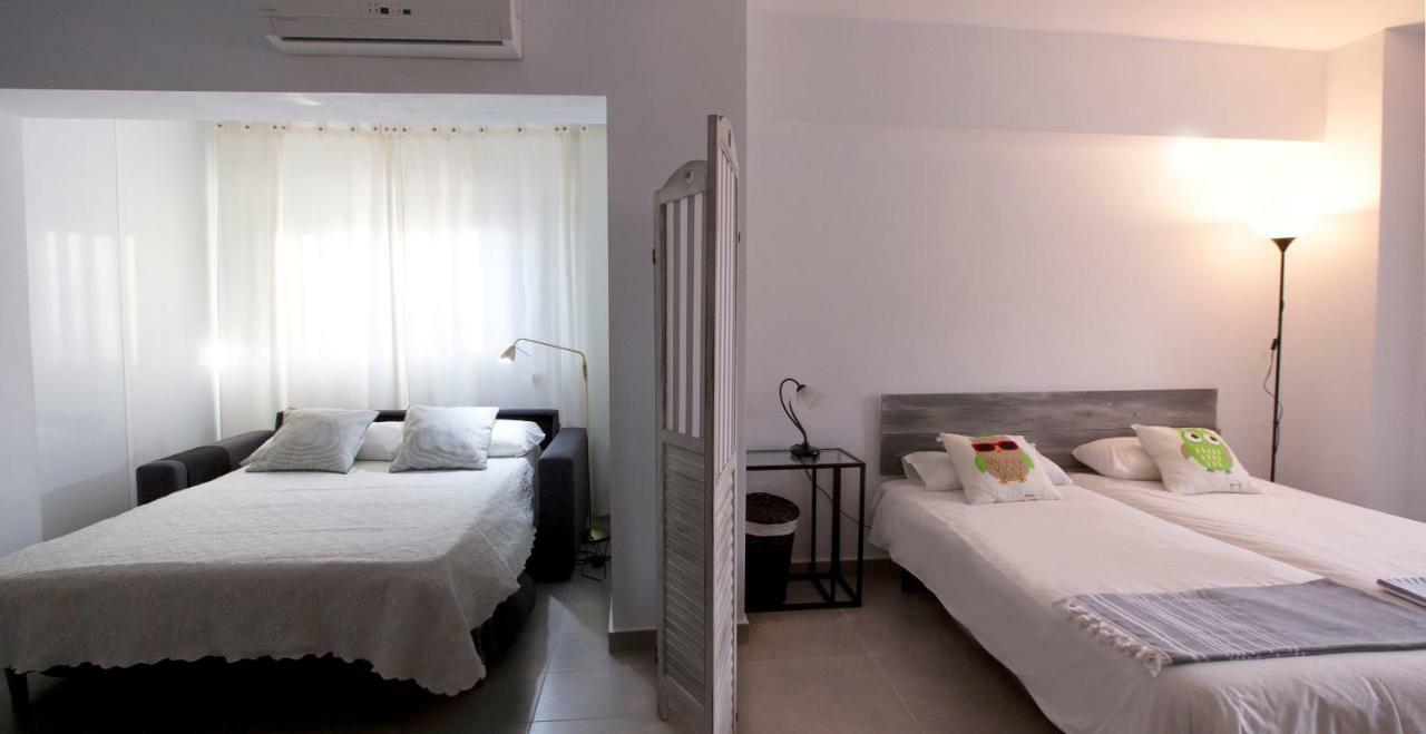 Apartamento Malagueta Beach 10 Малага Экстерьер фото
